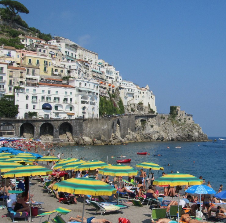 Chauffeur Service in Italy romevanservice.com