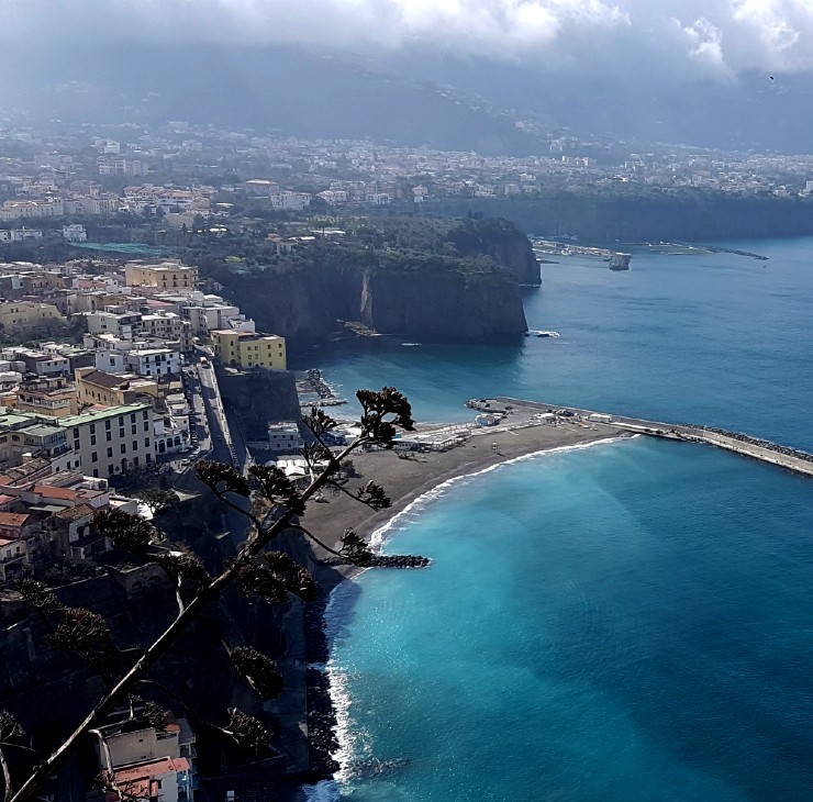 Chauffeur Service in Italy romevanservice.com